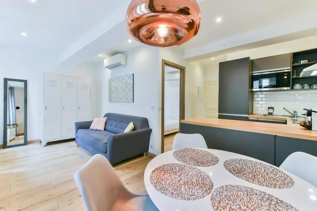 Le Nid Du Suquet Une Escapade Ideale Pour Couples, Pres Commerces, Palais Et Plages Cannes Apartment
